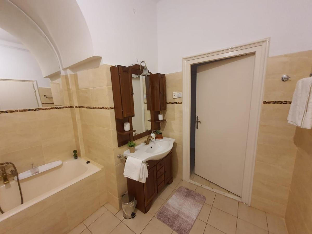 Apartament Enescu Timişoara Eksteriør billede